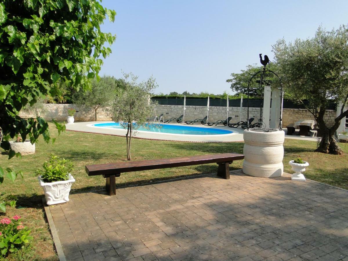Apartments Villa Maran Умаг Экстерьер фото