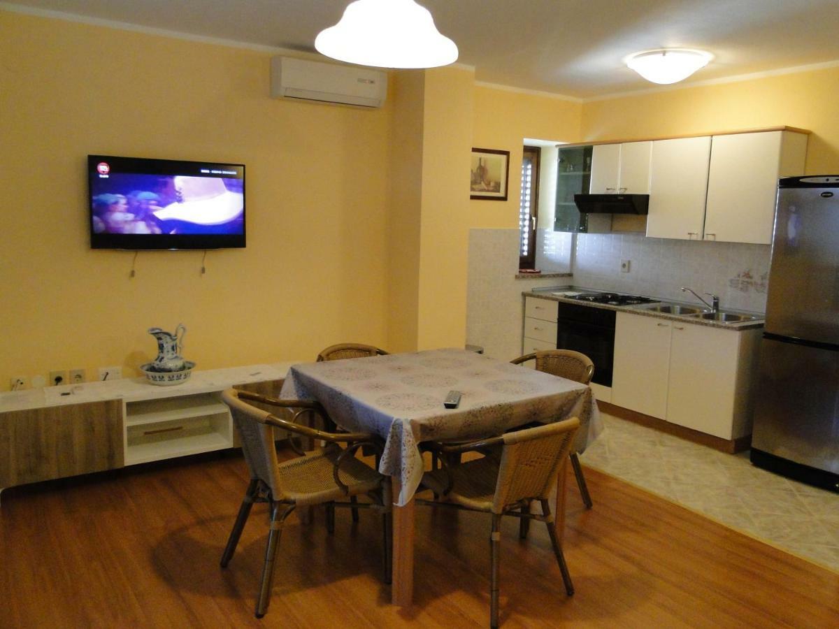 Apartments Villa Maran Умаг Экстерьер фото